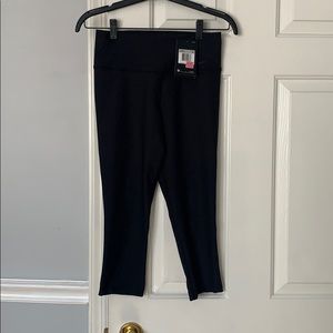 Nike athletic Capri length pants